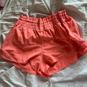 lululemon hotty hots